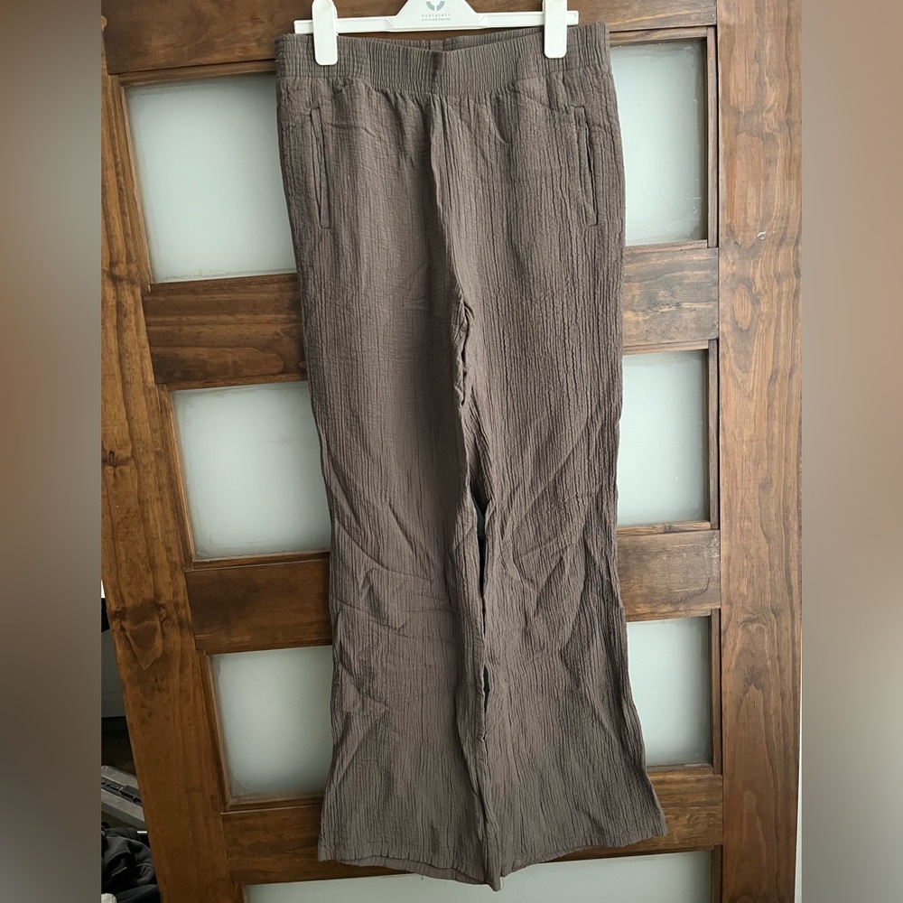 Zara Crinkle Textured Pants Size Medium